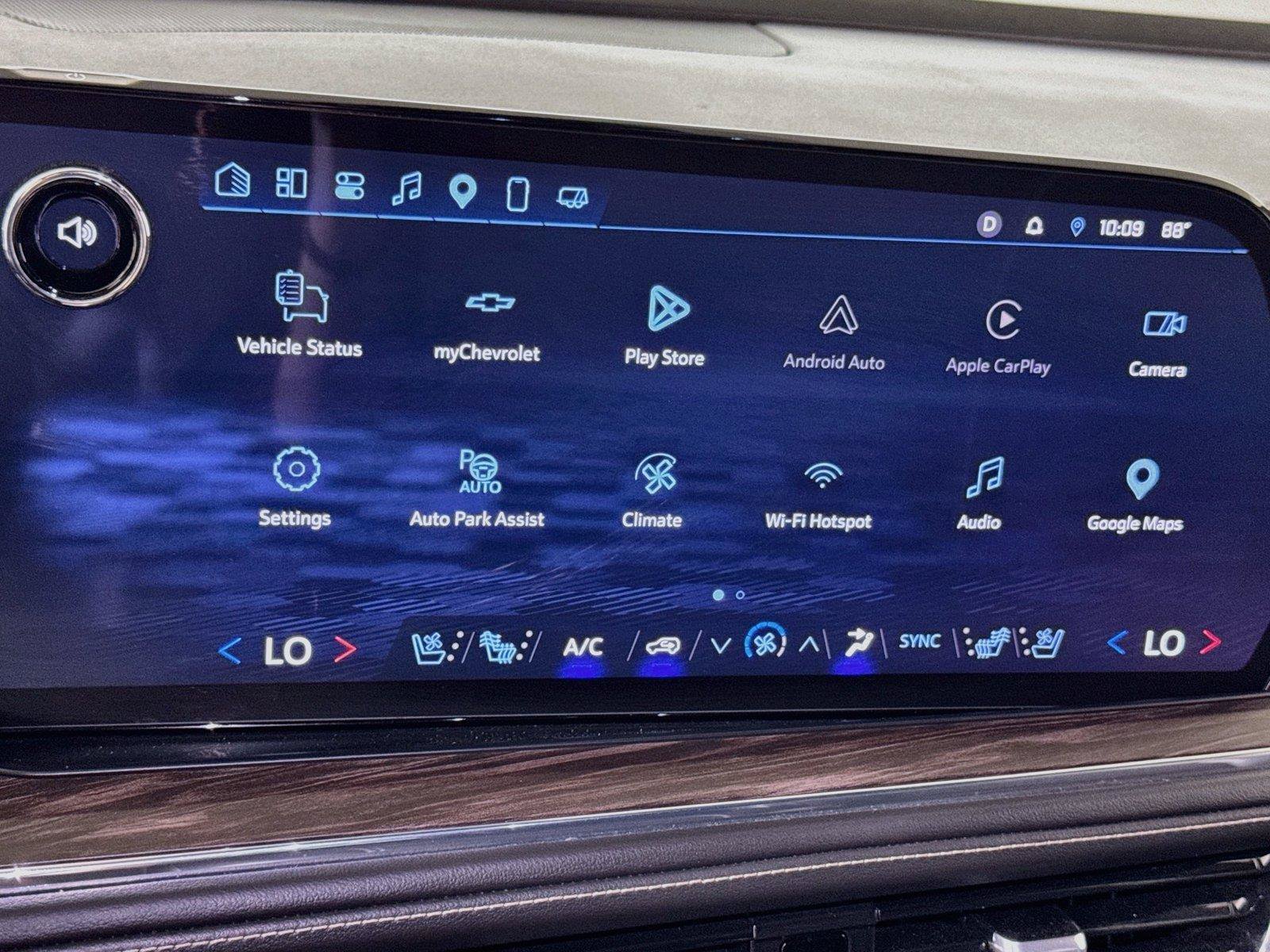 Certified 2025 Chevrolet Tahoe Premier AWD/4WD image 13