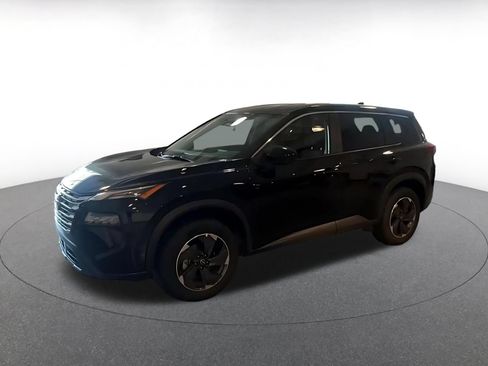 Used 2025 Nissan Rogue SV FWD image 8