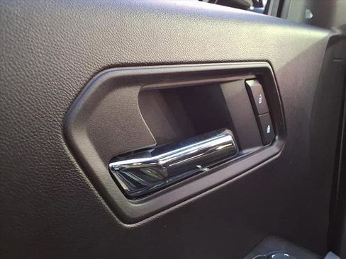 New 2026 GMC Canyon Elevation w/ Convenience Package image 15