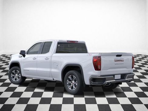 New 2026 GMC Sierra 1500 SLE image 31