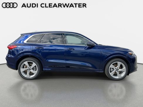 New 2025 Audi Q5 Premium Plus image 6