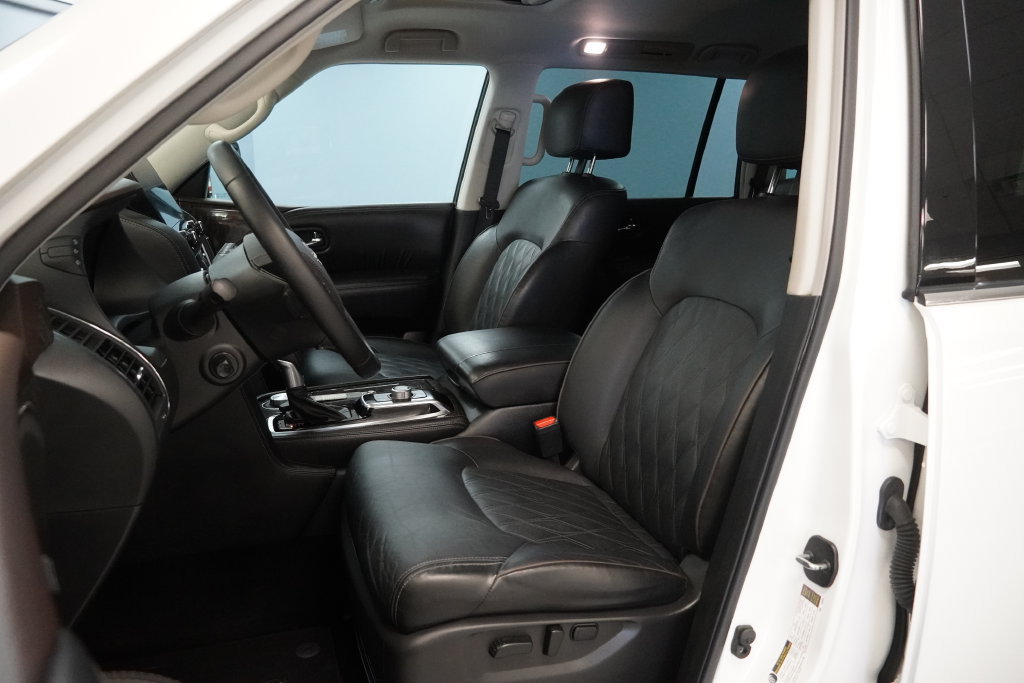 Used 2023 Nissan Armada Platinum w/ Captain's Chairs Package AWD/4WD image 4