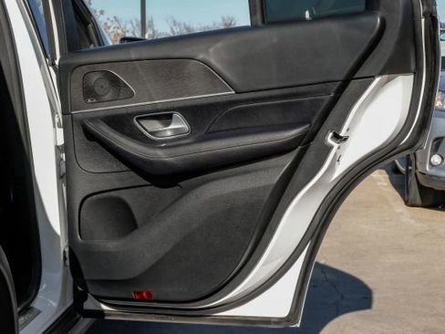 Used 2022 Mercedes-Benz GLE 350 4MATIC w/ Premium Package image 56