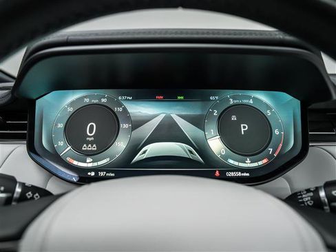 Used 2023 Land Rover Range Rover Sport SE image 18