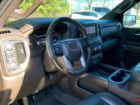 Used 2019 GMC Sierra 1500 Denali w/ Denali Ultimate Package image 17