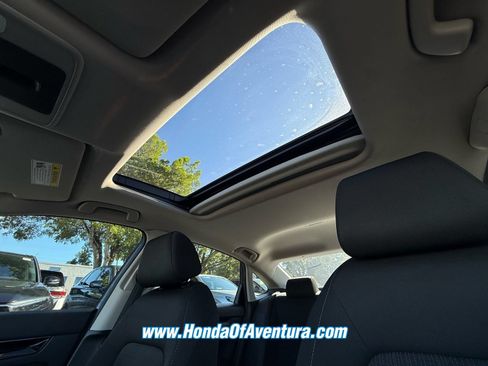 Certified 2024 Honda Civic EX image 23