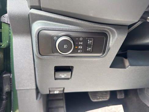 Used 2025 Ford Bronco Outer Banks image 16