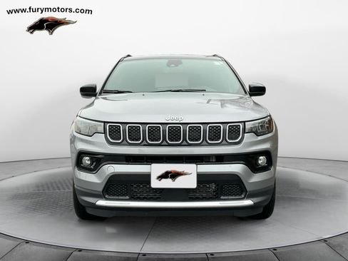 Used 2023 Jeep Compass Limited image 8