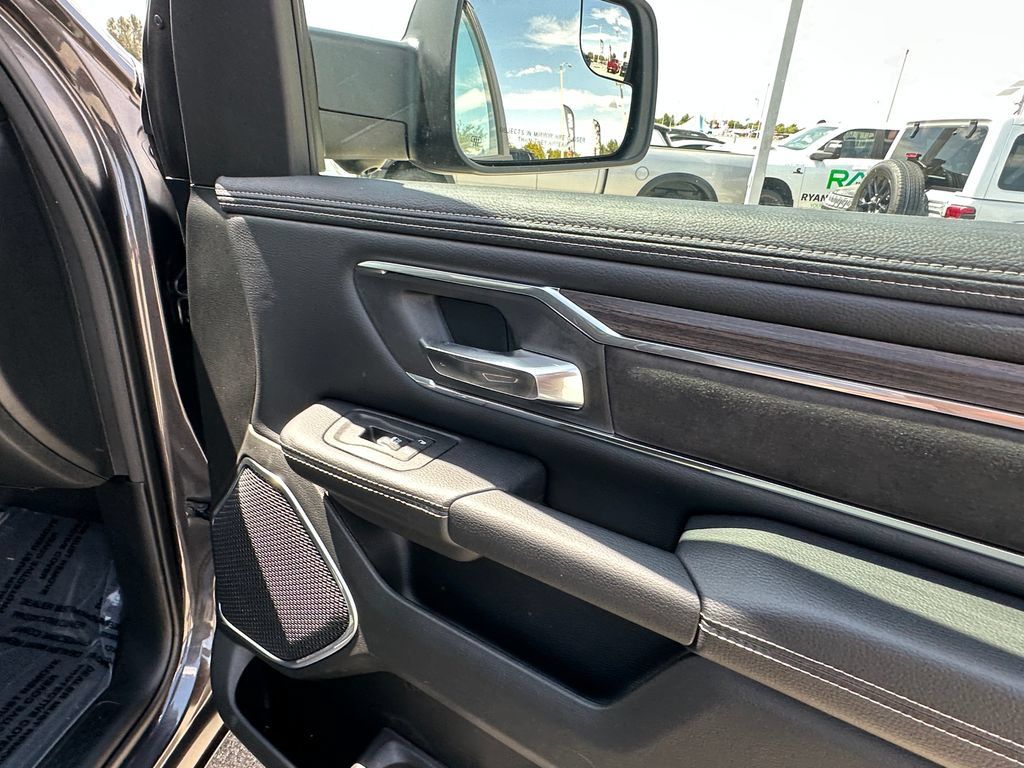 New 2026 RAM 1500 Laramie w/ Night Edition AWD/4WD image 16