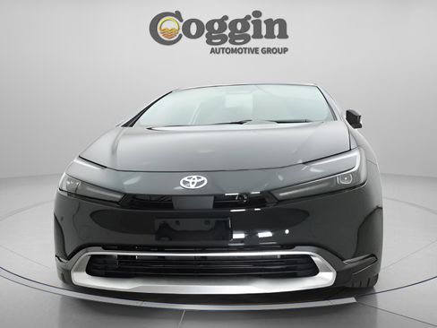 New 2026 Toyota Prius Plug-In Hybrid image 31