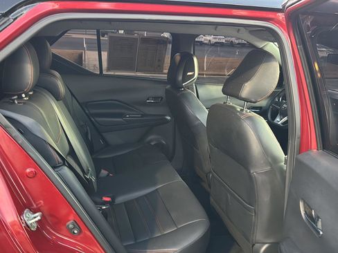 Used 2020 Nissan Kicks SR w/ SR Premium Package image 11