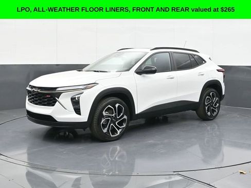 New 2026 Chevrolet Trax RS w/ Sunroof Package image 4