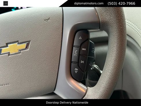 Used 2017 Chevrolet Traverse LS AWD/4WD image 35