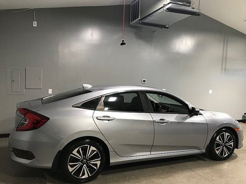 Used 2016 Honda Civic EX-L image 3
