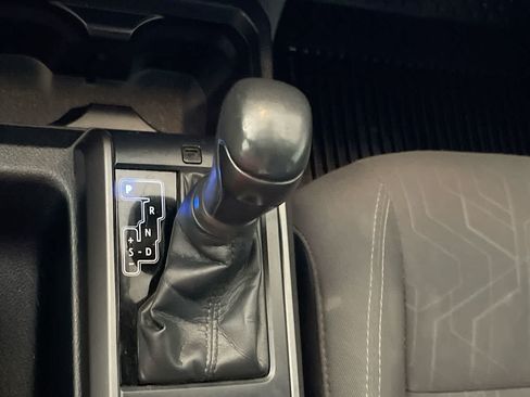 Certified 2019 Toyota Tacoma TRD Off-Road w/ Technology Package AWD/4WD image 20
