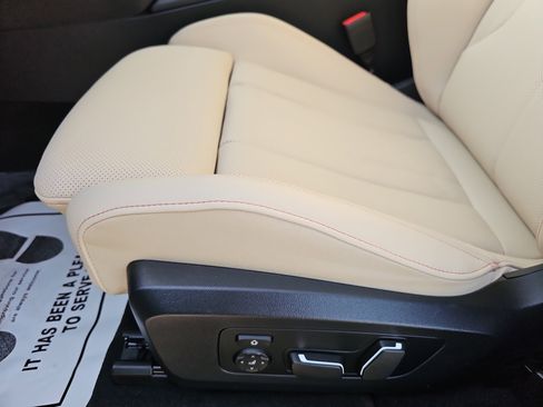 New 2026 BMW X3 xDrive30 w/ Premium Package image 30