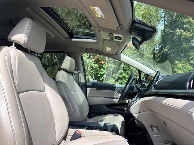 Used 2018 Honda Odyssey Touring image 24