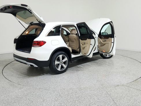 Certified 2022 Mercedes-Benz GLC 300 image 13