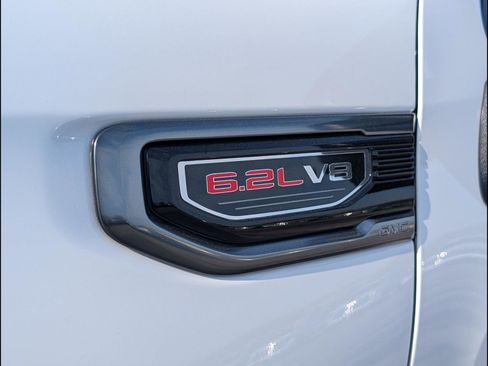 New 2026 GMC Sierra 1500 AT4 w/ AT4 Premium Package AWD/4WD image 17