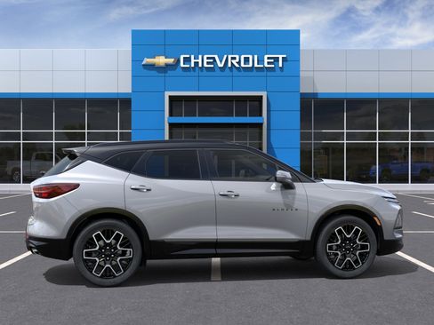 New 2026 Chevrolet Blazer RS FWD image 6