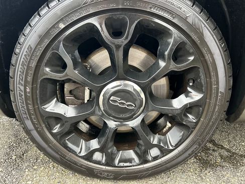 Used 2015 FIAT 500L Trekking image 12