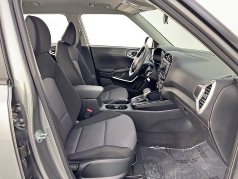 Used 2024 Kia Soul LX w/ Option Group 015 image 14