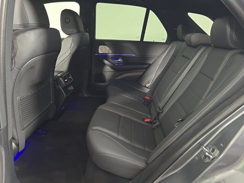 Certified 2025 Mercedes-Benz GLE 450e 4MATIC w/ Driver Assistance Package image 15