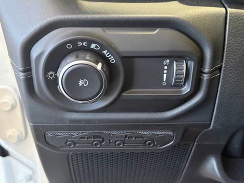 Used 2026 Jeep Wrangler Unlimited Rubicon 392 w/ Quick Order Package 27X Moab AWD/4WD image 26