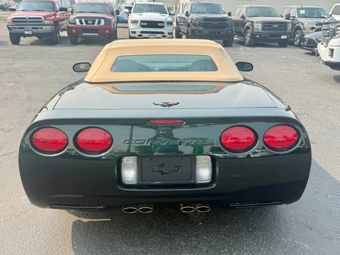 Used 2000 Chevrolet Corvette Coupe RWD image 4