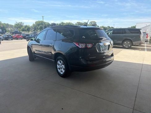 Used 2017 Chevrolet Traverse LS FWD image 3