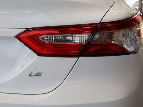 Used 2019 Toyota Camry LE FWD image 42
