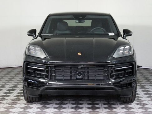New 2026 Porsche Cayenne E-Hybrid Coupe image 10