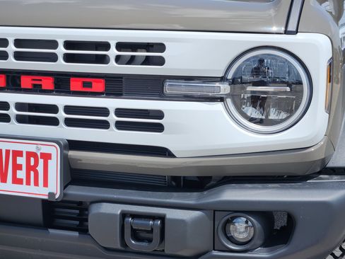 New 2026 Ford Bronco Heritage Edition AWD/4WD image 5