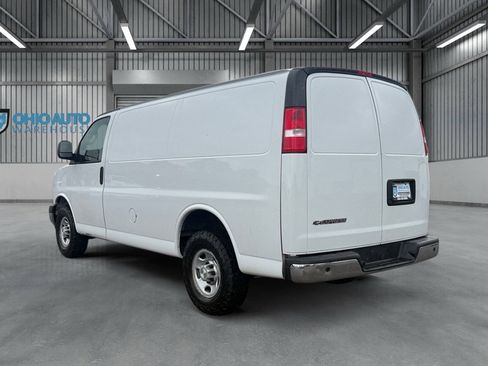 Used 2021 Chevrolet Express 2500 w/ Driver Convenience Package RWD image 6