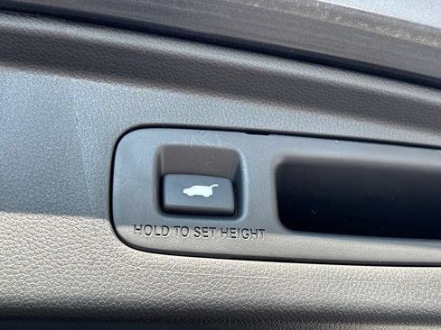 Used 2025 Honda CR-V EX-L image 33