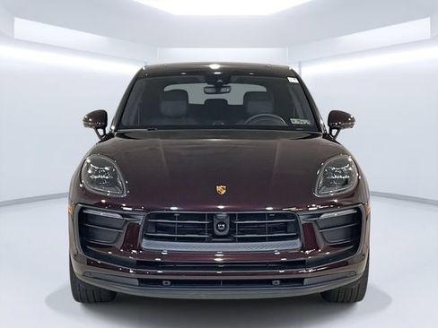 Certified 2026 Porsche Macan AWD/4WD image 10