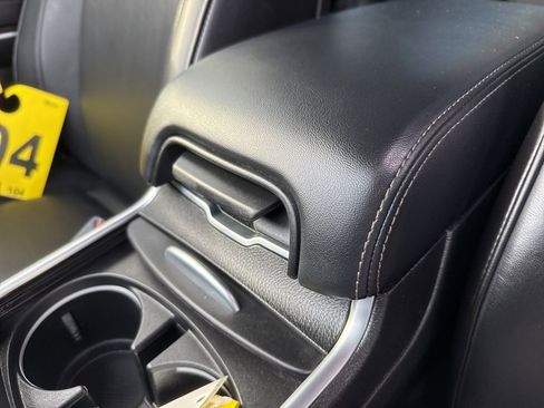 Used 2022 Chrysler 300 Touring L w/ Popular Equipment Group image 38