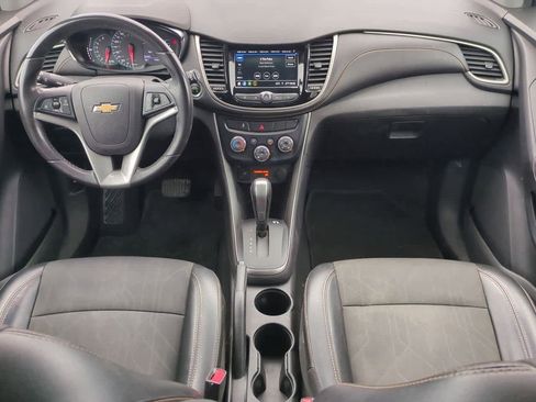 Used 2019 Chevrolet Trax LT w/ Driver Confidence Package image 14