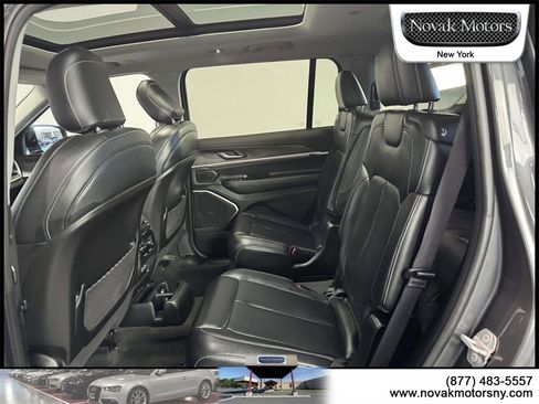 Used 2022 Jeep Grand Cherokee L Limited image 12