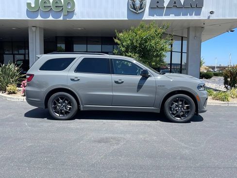 New 2026 Dodge Durango GT w/ Blacktop Package AWD/4WD image 3