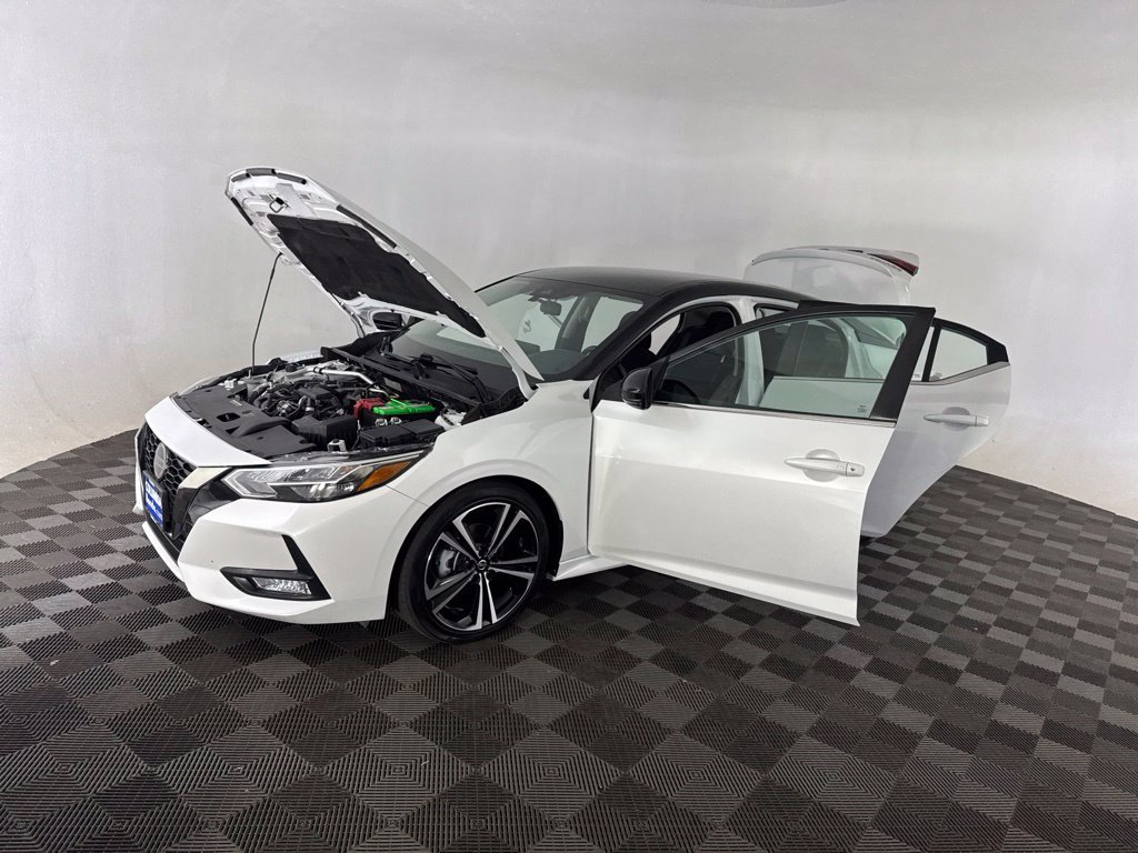 Used 2021 Nissan Sentra SR FWD image 15