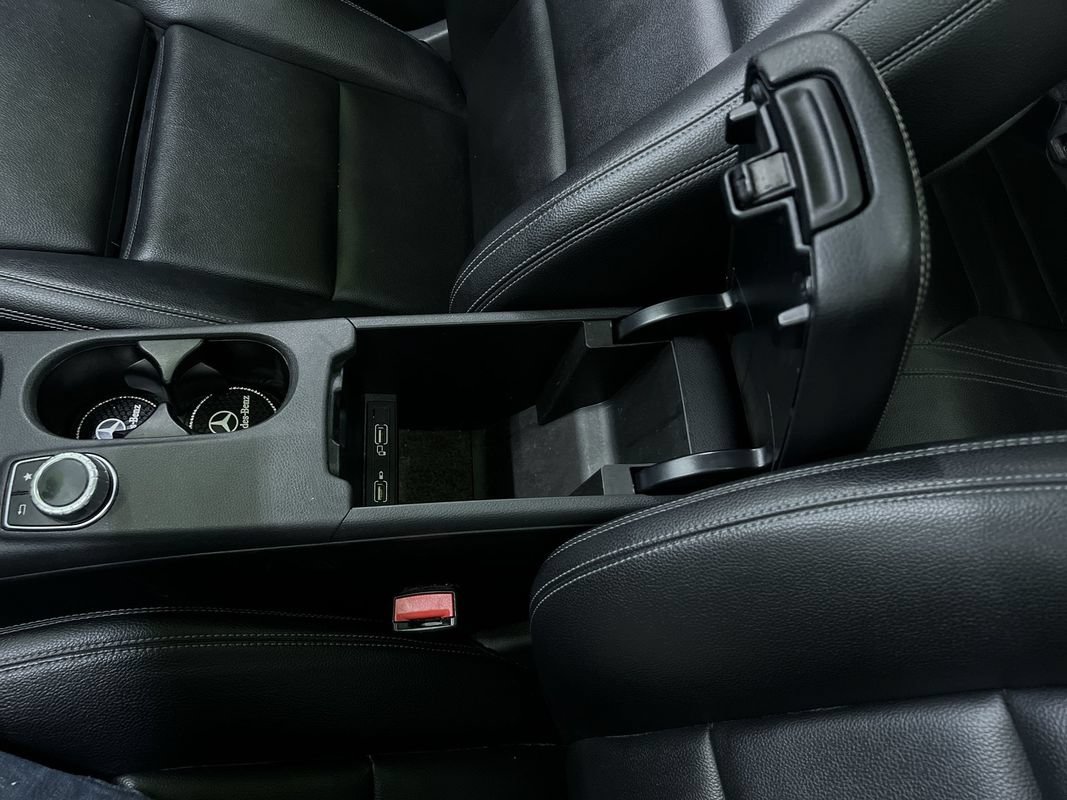 Used 2019 Mercedes-Benz CLA 250 4MATIC image 25