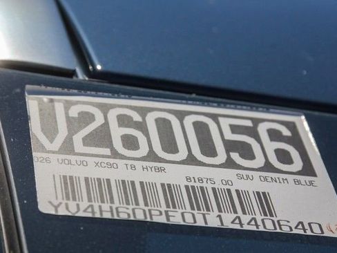 New 2026 Volvo XC90 T8 Plus w/ Protection Package Premier AWD/4WD image 28