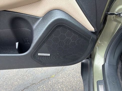 Used 2017 Subaru Outback 2.5i Limited image 21