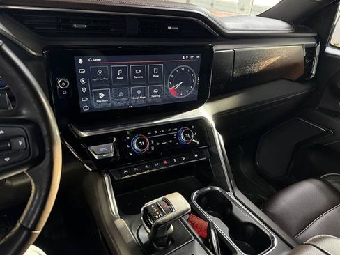 Certified 2023 GMC Sierra 1500 Denali w/ Technology Package AWD/4WD image 17