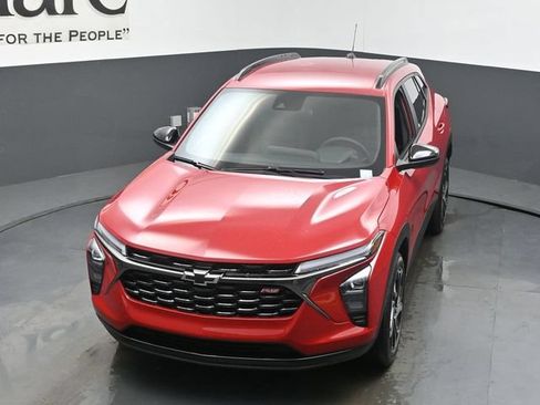 New 2026 Chevrolet Trax RS w/ Driver Confidence Package FWD image 36