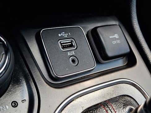 Used 2021 Jeep Cherokee Trailhawk w/ Trailer Tow Group image 26