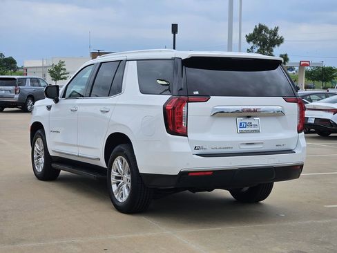 Used 2024 GMC Yukon SLT AWD/4WD image 6