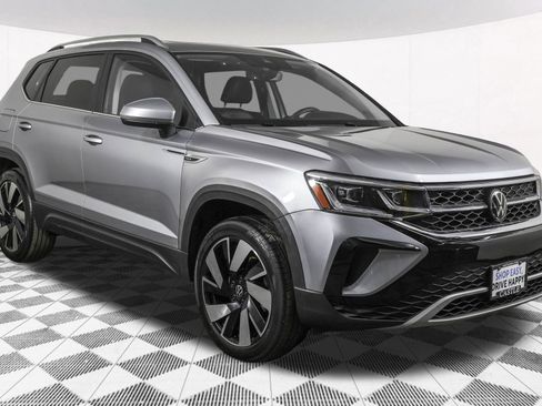 Certified 2024 Volkswagen Taos SEL image 15
