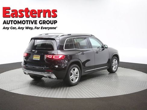 Used 2021 Mercedes-Benz GLB 250 4MATIC w/ Premium Package image 67
